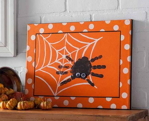 Handprint Canvas, Halloween Handprint Crafts, Halloween Canvas Art, Halloween Crafts For Toddlers, Craft Painting, Carte Halloween, Halloween Arts And Crafts, Handprint Crafts, Fall Crafts For Kids