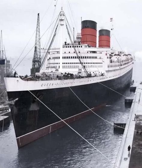 Cunard Ships, Rms Queen Elizabeth, Cunard Cruise, Titanic Ship, Cunard Line, Merchant Navy, Cruise Liner, Abandoned Ships, Bigger Boat