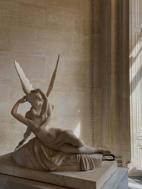 Eros And Psyche, Museum In Paris, The Louvre Museum, Museum Aesthetic, Antonio Canova, Cupid And Psyche, Parisian Vibes, Museums In Paris, Living In Paris