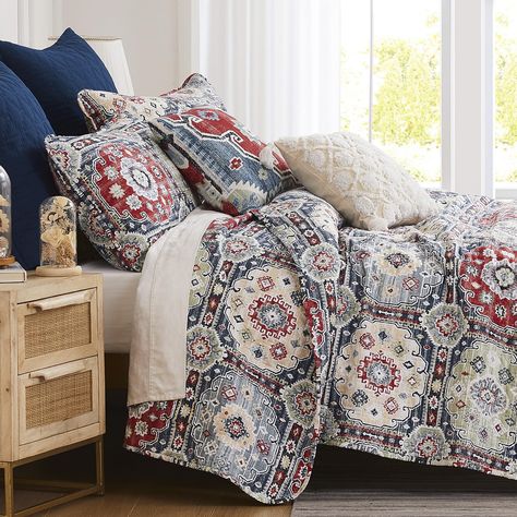 PRICES MAY VARY. Boho Décor Dream: Elevate your bedroom with our Bohemian design 7-piece king size quilt bedding set, featuring an oversized king quilt adorned with a gorgeous nomadic tapestry print, perfectly tailored to complement your boho bedroom decor. Gorgeous Bedding Makeover in a Bag: Our boho quilt king size set includes everything you need for a stylish bedroom makeover, from the king / California King quilt to the coordinating pillow shams and boho throw pillows, for a professional, c Red White Blue Bedroom, Bedding Makeover, Oversized King Quilt, Red White And Blue Bedroom, California King Beds, Throw Pillows Boho, Blue And Grey Bedding, King Quilt Bedding, California King Quilts