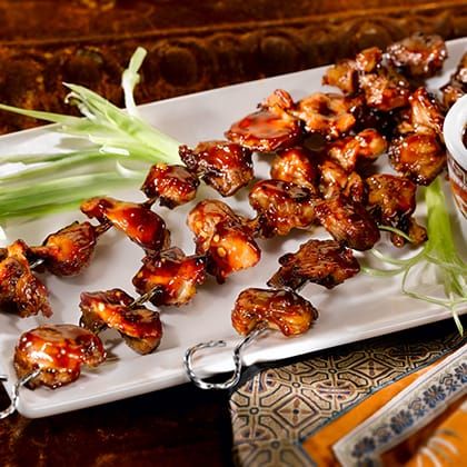 Try this delicious Sanderson Farms Chicken Gizzard Yakitori recipe: http://sandersonfarms.com/recipes/chicken-gizzard-yakitori/ Stuffing With Gizzards, Yakitori Recipe, Gizzards Recipe, Grilled Chicken Drumsticks, Chicken Gizzards, Dressing Recipes Cornbread, Homemade Stuffing, Low Sodium Chicken Broth, Chicken Salad Recipes