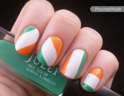 St Patrick's Day-- Irish flag nail art Mermaid Nail Polish, Irish Nails, Chalkboard Nails, Flag Nails, No Chip Nails, St Patricks Day Nails, Irish Flag, Mermaid Nails, Rainbow Nails