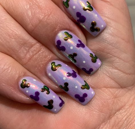 Purple Disney Nail Designs, Disney Figment Nails, Haunted Mansion Nails Disney, Purple Disney Nails, Haunted Mansion Nails, December Fits, Simple Disney Nails, Disney Halloween Nails, Disneyland Nails