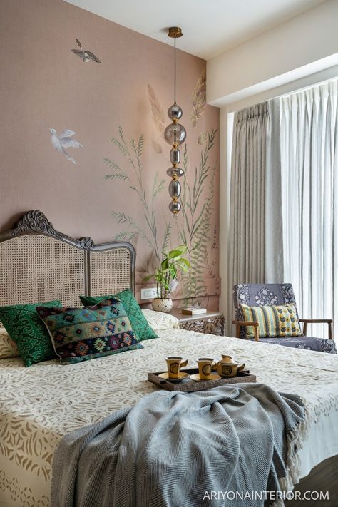 Bedroom Ideas Indian, Heritage Interior, Pastel Bedroom, Indian Bedroom, Mid Century Modern Living Room, Home Room Design, Colour Scheme, Bed Room, Small Bedroom