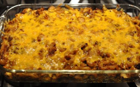 Taco Mac (w/ leftover taco meat) – Foodie Lawyer Leftover Noodles, Tomato Beef, Hamburger Dishes, Hamburger Casserole, Grilling Gifts, Taco Meat, Below The Surface, Main Course Recipes, Best Dishes