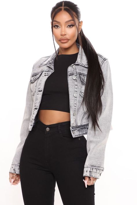 Denim Jacket Cropped, Grey Denim Jacket, Oufits Casual, Fashion Nova Outfits, Causal Outfits, Causual Outfits, Streetwear Fashion Women, Grey Denim, Teenage Fashion Outfits