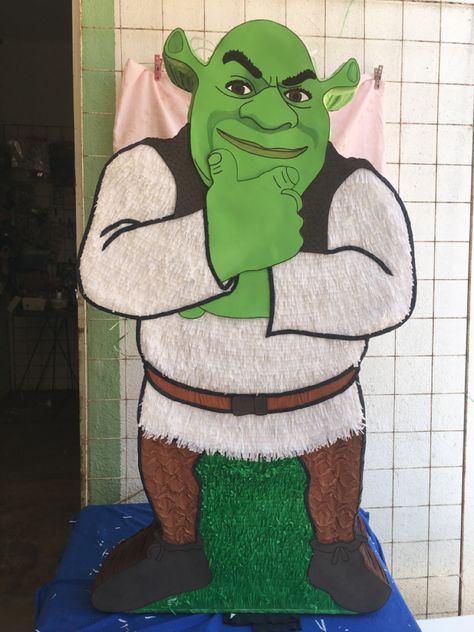 Piñata salazar Shrek Pinata, Shrek Party, Piñata Ideas, Bday Party Theme, Shrek, Bday Party, Party Themes, Birthday Party, Birthday