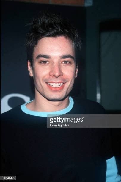 Jimmy Fallon 90s, Young Jimmy Fallon, Jimmy Fallon Snl, 90s Grunge Hair, 90s Men, Tina Fey, Boy Meets World, Hate Men, Celebrity Travel