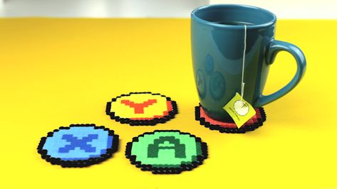 Awesome DIY Gift Ideas For Gamers & Geeks – Makoccino Gift Ideas For Gamers, Nerdy Diy, Gifts For Nerds, Diy Projects For Boyfriend, Gamer Girlfriend, Nerdy Valentines, Gamer Boyfriend, Holiday Shopping List, Video Games Gift