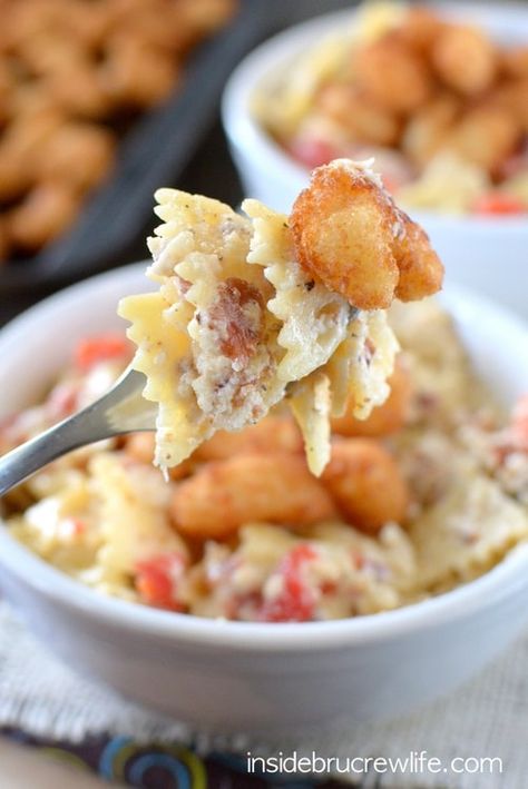 Recipes Using Popcorn Shrimp, Popcorn Shrimp Pasta, Popcorn Shrimp Meals Dinners, Recipes With Popcorn Shrimp, Popcorn Shrimp Meals, Easy Homemade Alfredo, Pasta Photo, Bacon Shrimp, Mozzerella Cheese