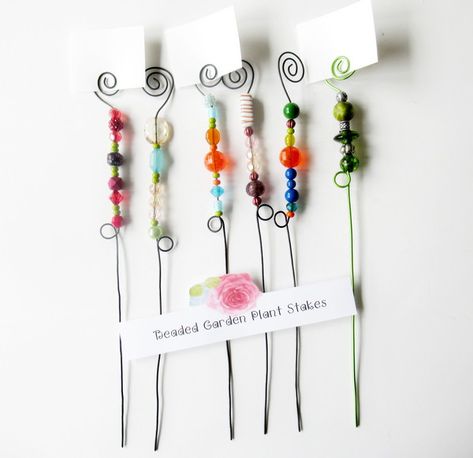 Beaded Garden Plant Stakes Tutorial – WhimziVille Planting A Garden, Cute Garden, Plant Stakes, Michaels Craft, Fairy Wands, Garden Markers, Bead Projects, Beaded Crafts, Gift Of Time