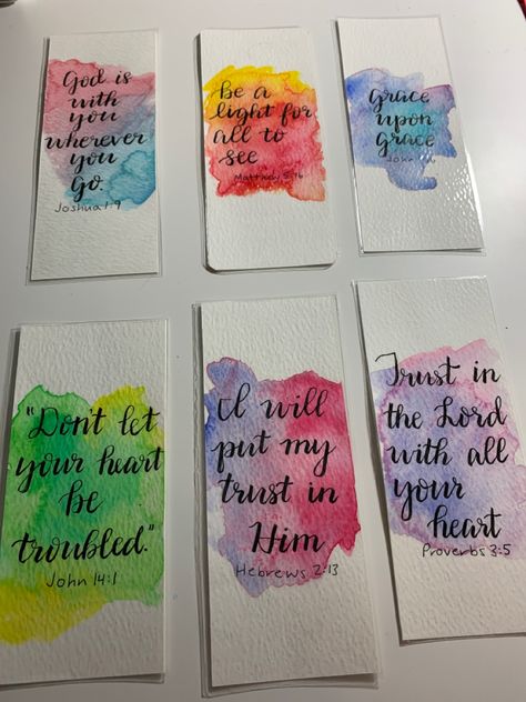 Painting For Bookmark, Diy Bookmarks Tutorials, Diy Bookmarks With Quotes, Easy Book Marks To Make, Cute And Easy Bookmarks, Easy Doodle Bookmarks, Book Art Diy Easy Simple, Cute Diy Bookmarks Easy, Easy Bookmarks Painting