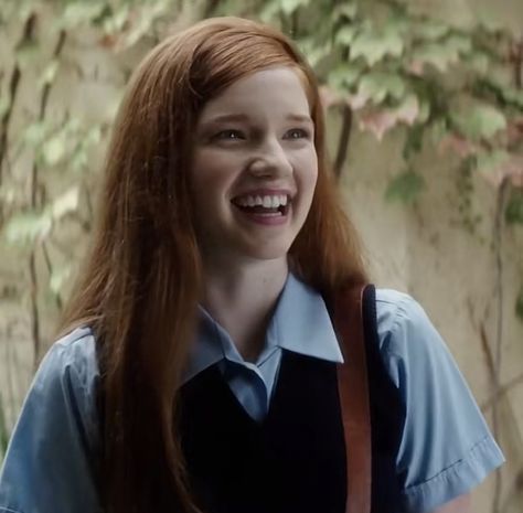 annalise basso fancasted as lily evans/potter Mauraders Face Claims, Pretty Faceclaims, Fruity Four, Nancy Steve, Marauders Cast, Steve Eddie, Marauders Fancasts, Annalise Basso, Lily Evans Potter