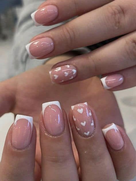 25 Classy Girl Short French Nails - Hairs Out of Place Square Nails Ideas White, Nail Inspo For Square Nails, Designed French Tip Nails, Short Gel Extension Nails Ideas, French Tip Acrylic Nails Heart, Back To Work Nails, Acrylic Nail French Tip With Design, S Size Nails, Back To School Nails Acrylic Medium