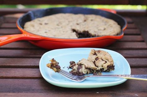 14 Desserts You Can Make on the Stove- Cosmopolitan.com Stovetop Desserts, Dinner Ideas Recipes, Skillet Chocolate Chip Cookie, Easy Snacks For Kids, Weekly Meal Plans, Tasty Kitchen, Cooking Supplies, Cool Mom, Cookie Mix