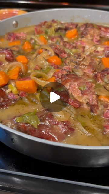 Curry Turkey Necks, How To Cook Turkey Necks, Turkey Neck Soup, Smoked Turkey Necks Recipes, Turkey Necks Recipe, Smoked Turkey Necks, Turkey Neck Recipe, Turkey Thighs, Oxtail Recipes