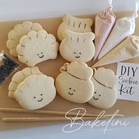 Diy Cookies, Cutout Cookie, Almond Sugar Cookies, Cookie Decorating Kits, Bao Buns, Cookie Kit, Icing Colors, Diy Cookie, Gel Food Coloring