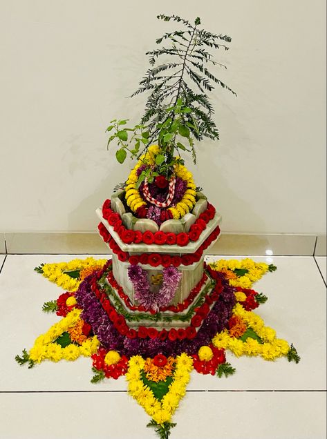 Tulsi Decoration Ideas, Tulsi Pooja Decoration, Tulasi Pooja Decoration, Tulsi Vivah Decoration, Tulasi Pot Designs Painting, Newhome Ideas, Kalasam Decoration, Thulasi Plant Decoration, Mandala Wall Art Murals