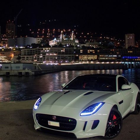 #FType At Night In #MonteCarlo - @ravez750 • #CarsWithoutLimits Jaguar F Type White, White Jaguar Car, Jaguar Sport, Jaguar (cars), Jaguar Cars, Cars Aesthetic, Top Luxury Cars, Mustang Ii, Jaguar F Type