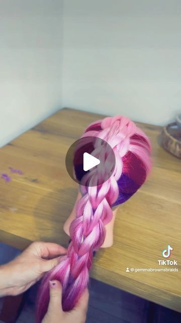 Gemma Brown on Instagram: "Dragon braid tutorial 💕" Knot Braid Tutorial, Double Dragon Braid, Dragon Tail Braid, Dragon Braid Tutorials, Dragon Braid Hairstyles, Dragon Braid, 2024 Dragon, Brunette Fall Hair, Eva Hair