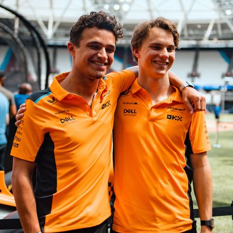 Oscar Piastri Wallpaper, Lando And Oscar, Australian Grand Prix, Oscar Piastri, British Grand Prix, Mclaren F1, Sports Car Racing, Lando Norris, Team Photos