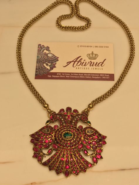 Gandaberunda Chain Gandaberunda Blouse Design, Antique Chains Gold, Gandaberunda Jewellery, Gandaberunda Pendant, 22 Carat Gold Jewellery, Gold Temple Jewellery, Antique Necklaces Design, Antique Jewellery Designs, Gold Jewelry Simple Necklace