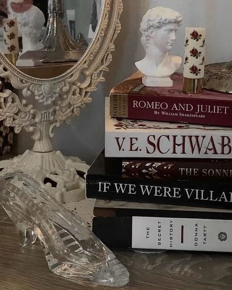 Bedroom Side Table, Lizzie Hearts, Loving Him Was Red, Dark Coquette, Wooden Bedroom, Dark Feminine Aesthetic, Dark Academia Aesthetic, The Secret History, Academia Aesthetic