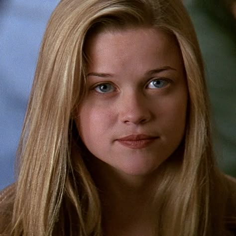 Reese Witherspoon - Nicole Walker Reese Witherspoon 2000s, Reese Witherspoon Icon, Young Reese Witherspoon, Reese Witherspoon 90s, Reese Witherspoon Young, Fear 1996, Scene Gifs, Reece Witherspoon, Nicole Walker