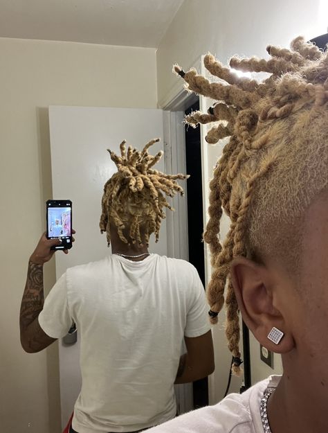 Locs Color Ideas Men, Blonde Braids Men, Blonde Dreads Men, Dreads Blonde, Blonde Locs Men, Locs Color, Brown Dyed Locs Men, Brown Dyed Dreads Men, Brown Dreads Black Man