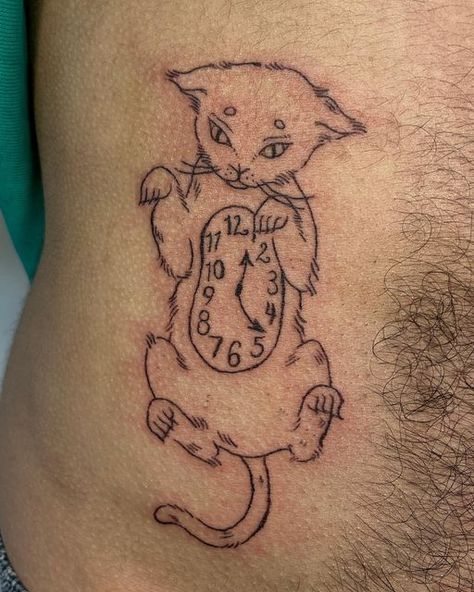 Vintage Cat Tattoo Ideas, Cat Tattoo Stomach, Cute Clock Tattoo, Large Cat Tattoo, Scared Cat Tattoo, Weird Cute Tattoos, Weird Cat Tattoo, Cat Tattoo Ankle, Tortie Cat Tattoo