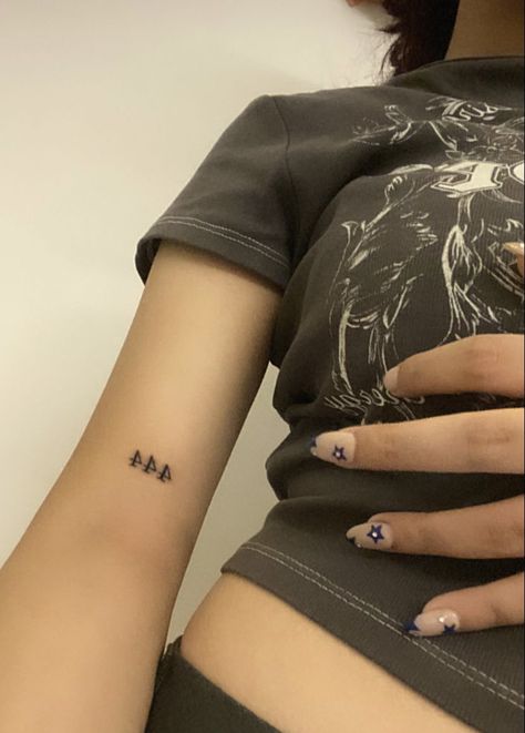 Inspo Tattoo, Small Pretty Tattoos, Dope Tattoos For Women, Dope Tattoos, Tattoos Ideas, Pretty Tattoos, Future Tattoos, Cute Tattoos, I Tattoo