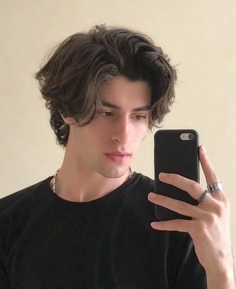 middle part Men Thick Hair Haircuts, Guy Medium Hairstyles, Cool Guys Hairstyles, Medium Men Hairstyles, Guys Middle Part Hair Long, Good Hairstyle For Men, Men Long Hair Middle Part, Mid Part Hairstyles Men Korean, Men’s Hair Inspiration