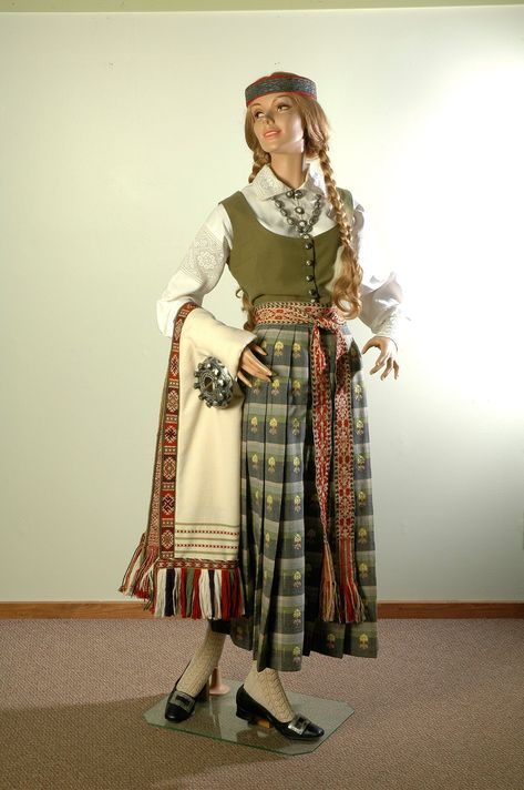 Estonian Clothing, Folk Dress, European Culture, National Dress, Folk Dresses, Ethnic Dress, Traditional Costume, Folk Costume, Traditional Dress