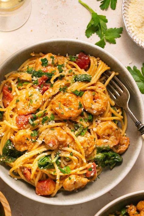 Lightened Creamy Cajun Shrimp Pasta - Erin Lives Whole Shrimp Pasta Healthy Clean Eating, Shrimp Pasta Photography, Macro Friendly Shrimp Recipes, Pasta With Fish, Crunchy Grapes, Home Made Meals, Creamy Cajun Shrimp, Erin Lives Whole, Creamy Cajun Shrimp Pasta