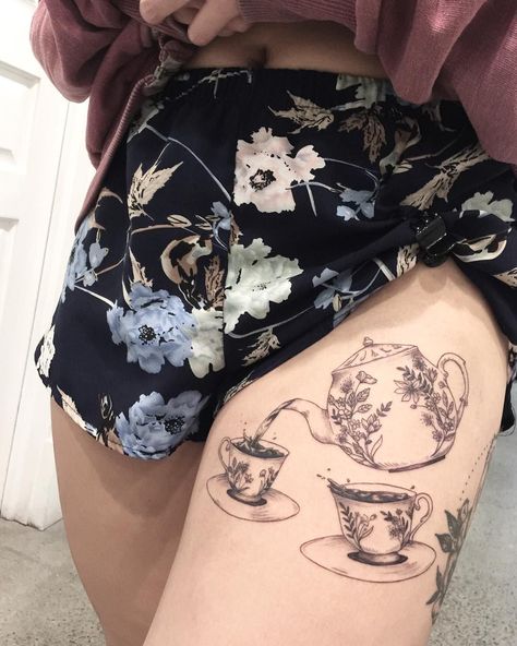 Tea Cup And Pot Tattoo, Teapot Teacup Tattoo, Cracked Teacup Tattoo, Tea Pot And Cup Tattoo, Teacups Tattoo, Teacup Tattoo Vintage, Tea Pot Tattoo, Tea Tattoos, Teapot Tattoo