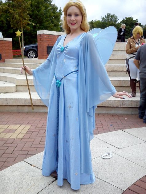 Blue Fairy Pinocchio Fairy, Blue Fairy Pinocchio, Godmother Outfit, Blue Fairy Costume, Fairy God Mother, Pinocchio Disney, God Mother, Fairy Cosplay, Blue Fairy