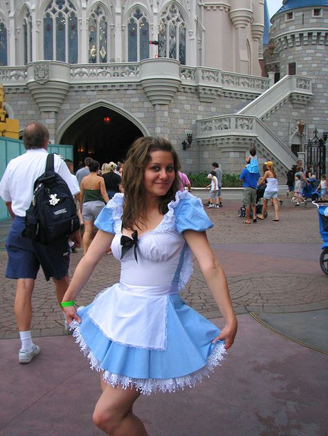 Hot Alice In Wonderland Costume, Alice Diy Costume, Alive In Wonderland Costumes, Alice In Wonderland Costume College, Alice In Wonderland Costume Ideas Diy, Alice In Wonderland Diy Costume, Alice In Wonderland Costume Diy, Alice In Wonderland Costume Adult, Alice And Wonderland Costumes