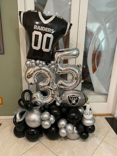 Raiders Balloon Garland, Raiders Party Decorations, Raiders Party, Birthday Balloons Decorations, Balloons Decorations, 35th Birthday, Sweet 16 Birthday Party, Birthday Balloon Decorations, 16th Birthday Party