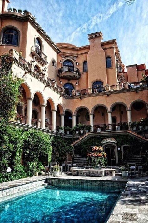 Mexico Mansion, Mexican Mansion, Beaux Arts Architecture, Spanish Mansion, Jump House, Tattoos Celebrities, Hacienda Homes, Hacienda Style Homes, Mansion Exterior