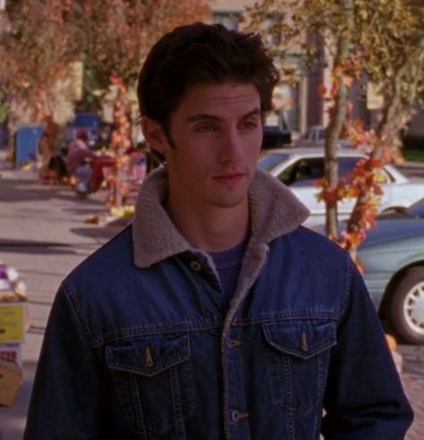 Jess Mariano Pfp, Sarcastic Brunette, Iconic Pfp, Quotes Gilmore, Milo Ventimiglia Gilmore Girls, Jess Gilmore, Team Jess, Gilmore Girls Jess, Gilmore Guys