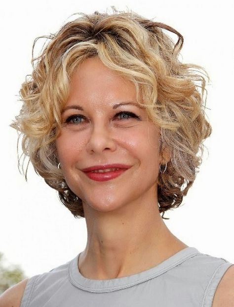 Meg Ryan Curly Short Hairstyles for Fine Hair Kręcony Bob, Fine Hair Styles For Women, Short Curly Hairstyles For Women, Fine Curly Hair, Thick Wavy Hair, Wavy Hairstyles, Short Layered, Short Wavy Hair, Curly Bob Hairstyles