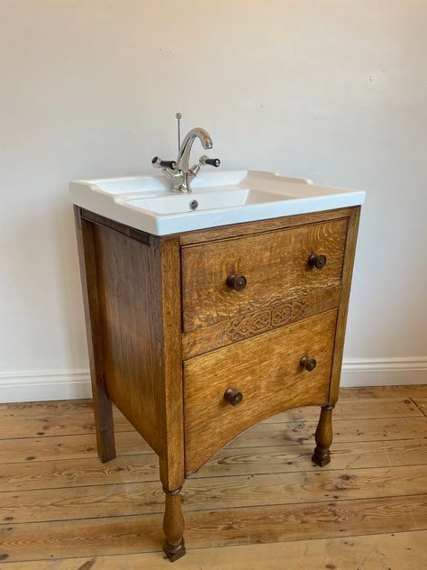 Small Victorian Bathroom, Vanity Units Uk, Bathroom Washstand, Small Bathroom Renos, Vintage Bathroom Vanity, Money For Nothing, Bathroom Vanity Unit, Bathroom Sink Cabinets, Small Bathroom Vanities