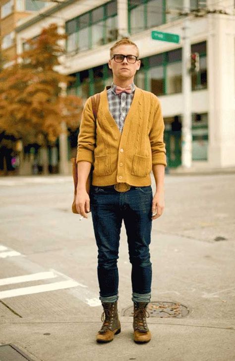 2013 Mens Style, Hufflepuff Men Outfit, Nerd Men Outfit, Nerd Style Men, Professor Outfit Men, Nerd Outfit Men, Nerdy Outfits Men, Mlb Redesign, Preppy Outfits Men