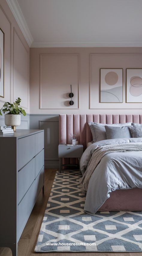 26 Pink And Grey Room Decor Ideas - HouseResults Pink And Gray Interior Design, Bedding Ideas Pink And Grey, Grey And Pink Interior, Dusty Rose And Grey Bedroom, Mauve Grey Bedroom, Pink Walls Black Furniture, Baby Pink Room Ideas, Gray Pink And White Bedroom, Light Pink And Grey Bedroom