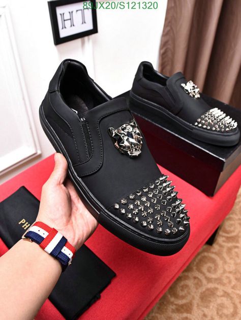 Royal Family Jewels, Philipp Plein Shoes, Phillips Plein, Mens Hairstyles Curly, Sheep Skin, Family Jewels, Cow Skin, Hairstyles Curly, Aesthetic Shoes