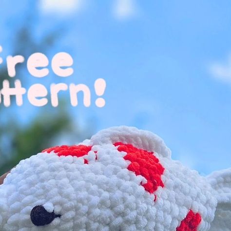 Unique, Handmade Plushies on Instagram: "FREE PATTERN ALERT ⚠️ 🫡 🐟 🐠   hello guys! 🥳 free pattern is finally out yaaay!  As promised, here's the free pattern for our tiny koi fish 😭✨️ she works up pretty quick if you ask me (and my testers lol)! Overall, I would say she's too hard to make at all! But ofc, there is some nuance when it comes to levels, so I rated this pattern a med difficulty.  As per usual, dm me for any help and assistance! 🫡  A quick shoutout to my testers: @asmadebyginger_crafts @midwesthive @@jeremiahanettleton @tangledskeingp @smallladycrochet @@marianascrochet @nicolescreativecrochet @@knotsbyfrancesca @stitchedbysteph1324 @ilovesza38483 @lillittxx @zombieghoast @sairyberrycrochet @_.bxnshee._" Crochet Instagram Free Pattern, Koi Crochet Pattern Free, Koi Fish Crochet Pattern Free, Crochet Koi Fish Free Pattern, Crochet Fish Pattern Free, Crochet Koi Fish, Holly Crochet, Crochet Fish Patterns, Coy Fish