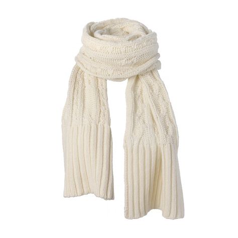 Big White Scarf, Cute Winter Scarf, Twdg Oc, Daisy Accessories, White Knitted Scarf, Cute Scarves, Scarf Aesthetic, Fancy Scarf, Winter Knit Scarf