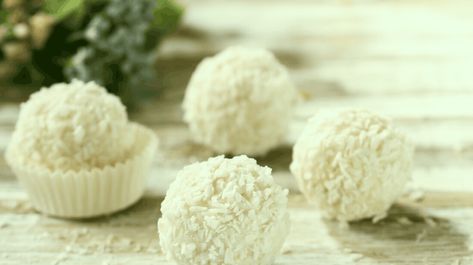 No Bake Truffles, Key Lime Cheesecake, Postre Keto, Lime Cheesecake, Fat Bomb, Fat Bomb Recipe, Truffle Recipe, Dessert Ingredients, Soften Cream Cheese