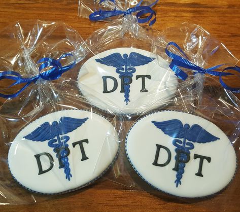 Graduation cookies (Doctor of Physical Therapy) Physical Therapy Themed Party, Doctor Of Physical Therapy Graduation, Pt Graduation Party Ideas, Physical Therapy Cookies Decorated, Physical Therapy Cookies, Physical Therapy Graduation Party, Physical Therapy Cake, Pharmacy Party, Physical Therapy Graduation