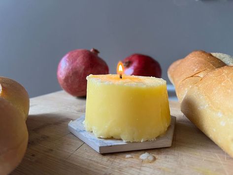 I Tried Making The Viral TikTok Butter Candle & I Didn’t Hate It Butter Candle Food, Candle Flavors, Edible Candles, Butter Candle, Butter Tea, Cheesy Casserole, Cozy Candles, Food Candles, Seasonal Treats